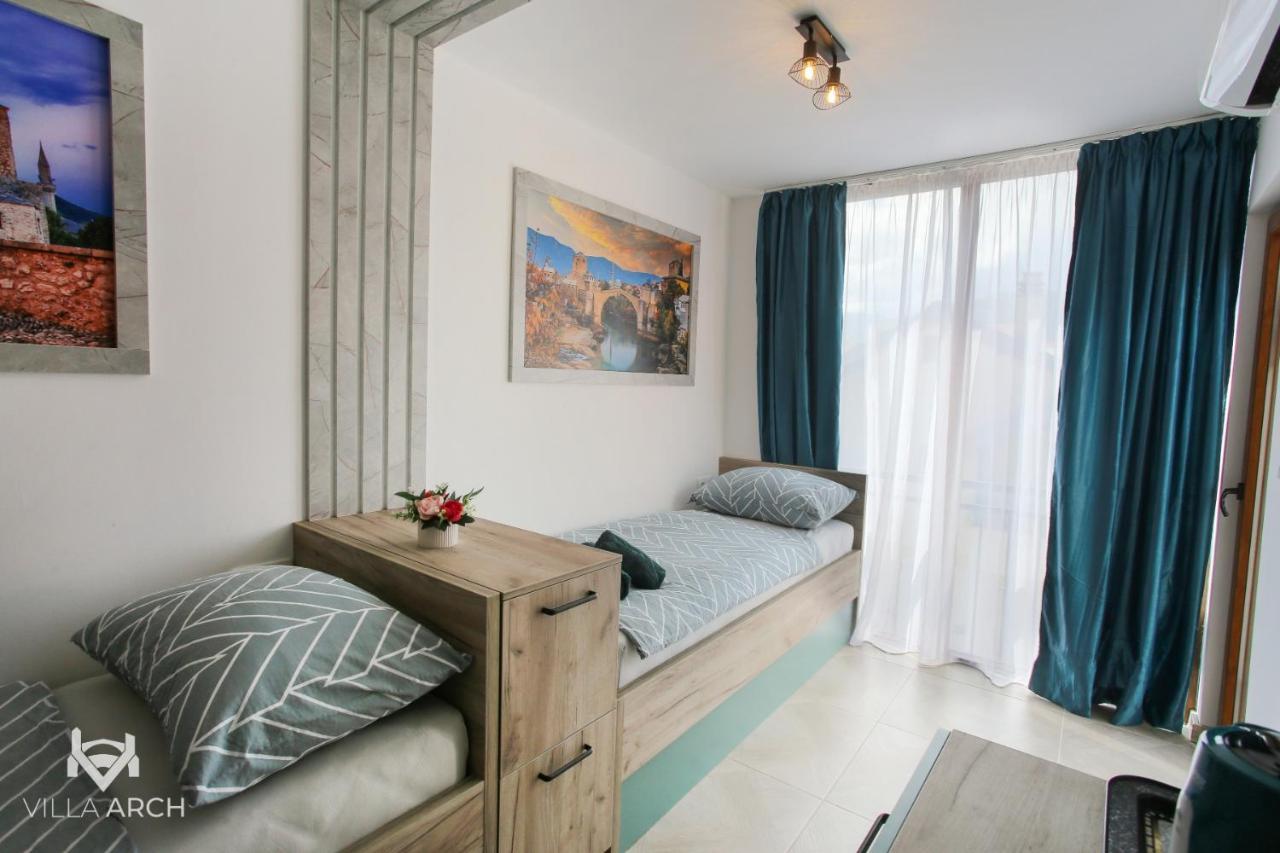 & Arch Apartment *